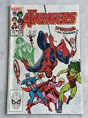 Buy Avengers #236 VF/NM 9.0 - Buy 3 For FREE Shipping! (Marvel, 1983) • 4£