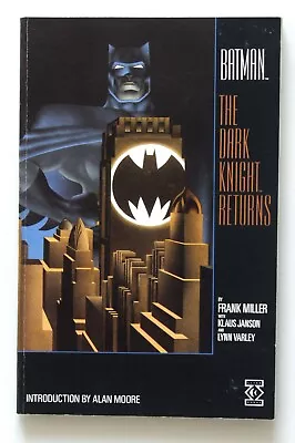 Buy Batman: The Dark Knight Returns, 1st British Edition Omnibus, Titan Books 1986 • 50£