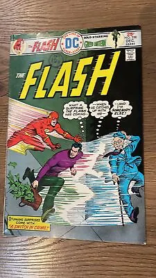 Buy The Flash #238 - DC Comics - 1975 • 5.95£