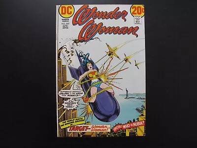 Buy DC Comics Comic Book Wonder Woman Vol. 32 No. 205 Color Illus. Dr. Domino 1973 • 147.91£
