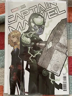 Buy Captain Marvel Comic 21 Rare Chris Bachalo Variant Cover U.K. • 6£