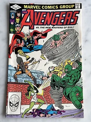 Buy Avengers #222 VF/NM 9.0 - Buy 3 For Free Shipping! (Marvel, 1982) AF • 6£
