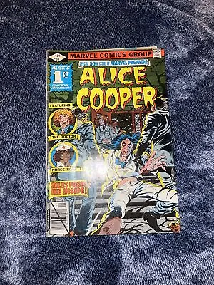 Buy MARVEL PREMIERE #50 1979 1st APPEARANCE Of ALICE COOPER In COMICS! BRONZE • 36.03£