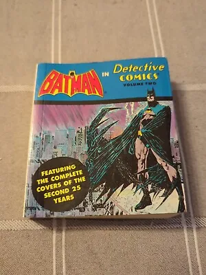 Buy Batman In Detective Comics Volume Two Featuring Complete Covers Of The 2nd 25yrs • 11.40£