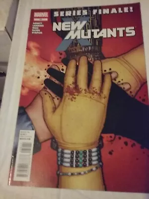 Buy New Mutants (2009 3rd Series) #50 Published Dec 2012 By Marvel. • 2£