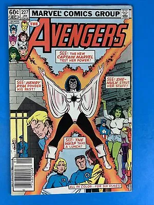 Buy Avengers #227 (Monica Rambeau Joins The Avengers) • 20.02£