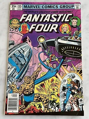 Buy Fantastic Four #205 VF 8.0 - Buy 3 For Free Shipping! (Marvel, 1979) AF • 6£