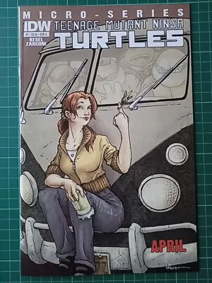 Buy TMNT Micro Series #7 APRIL O'NEIL COVER A (2011 Series) , IDW , Near Mint • 6£