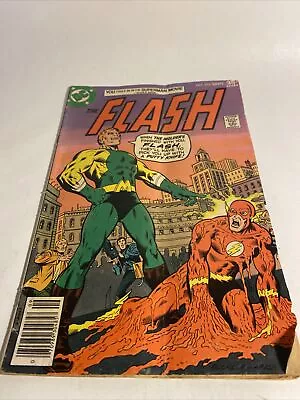 Buy 1977 Vintage The Flash #253 Elongated Man The Molder Iris Allen DC Comics Rare • 9.15£