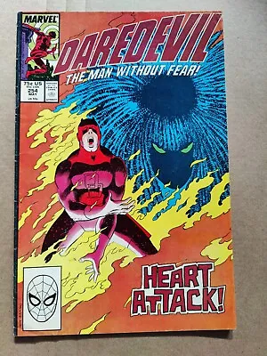 Buy Daredevil 254 VG Typhoid Mary 1st Appearance Variant  • 9.50£