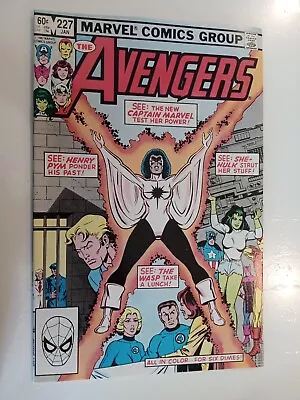 Buy Avengers 227 NM Combined Shipping Add $1 Per  Comic • 6.49£