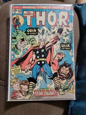 Buy The Mighty Thor #239 Sept 1975 • 11.89£