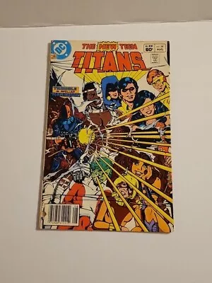 Buy THE NEW TEEN TITANS - Vol. 4, No. 34 - August 1983 - DC Comics  • 3.20£
