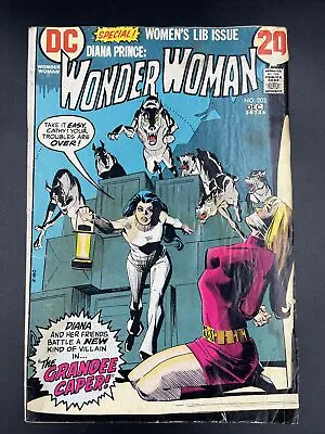 Buy Wonder Woman Vol 1 #203 Dec 1972 “The Grandee Caper” Special Women’s Lib Issue • 28.15£