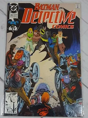 Buy Detective Comics #614 May 1990, DC Comics • 1.42£