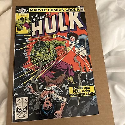 Buy Incredible Hulk #256 High Grade Key, White Pages 1st Full Sabra Apearance (1981) • 28.46£