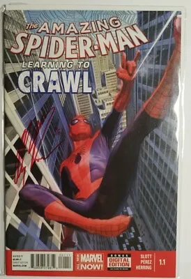 Buy AMAZING SPIDER-MAN #1.1 DYNAMIC FORCES SIGNED ALEX ROSS. COA Limited To 15🕸️🔥 • 27.50£