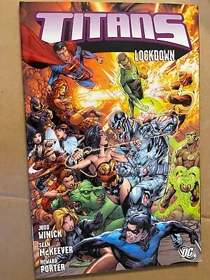 Buy Titans #2 (DC Comics, November 2009) • 7.91£
