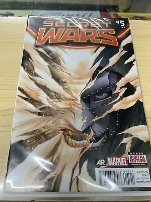 Buy Secret Wars #5 First Print (2015) MARVEL COMICS Deadpool 3 • 20£