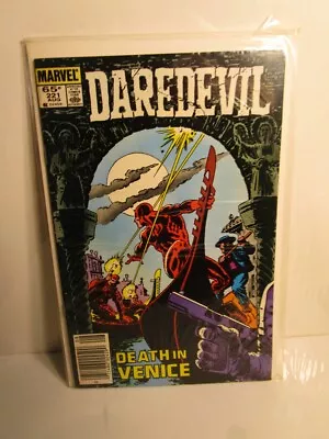 Buy Daredevil #221 Mark Jewelers Newsstand  1985- • 16.01£
