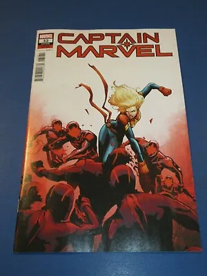 Buy Captain Marvel #32 Garbett Variant NM Gem Wow • 5.94£