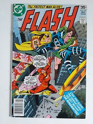 Buy DC Bronze Age THE FLASH  # 261   May  1978  VF+  Cents Copy  Bagged &  Boarded • 10.50£