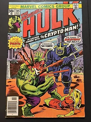 Buy Incredible Hulk 205 Nov. 1976 VG+(4.5) Marvel • 6.32£