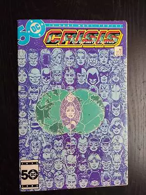 Buy Crisis On Infinite Earths #5 • 8£