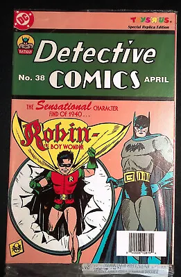 Buy Detective Comics #38 , 121 , 359  Toys 'r' Us Replica Lot (Still Sealed) • 53.99£