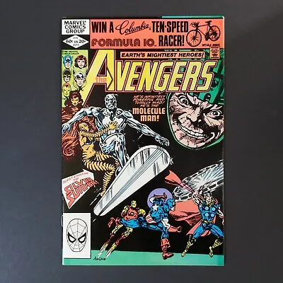 Buy Avengers #215 | Marvel 1982 | VF/NM • 4.71£