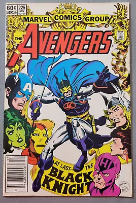 Buy Avengers #225 1982 Key Newsstand Cover By Ed Hannigan Feature Black Knight *CCC* • 11.84£