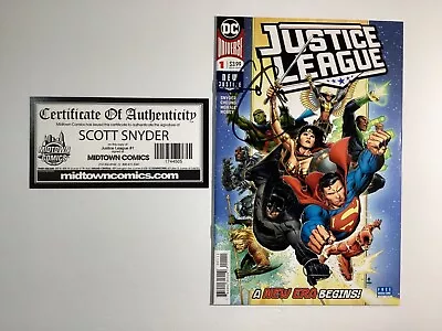 Buy Justice League #1a Vf- 7.5🖌️🏆signed: Scott Snyder W/midtown Comics C.o.a.🏆🖌️ • 162.26£