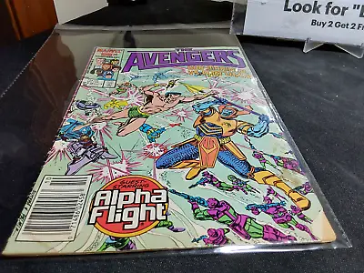 Buy #272The Avengers Marvel Comics 1986 • 3.17£