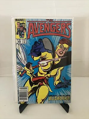 Buy Avengers Marvel Comics 364 • 2.84£