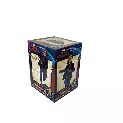 Buy Captain Marvel Figurine Diamond Select Toys Resin Premier Collection Boxed 205 • 70£