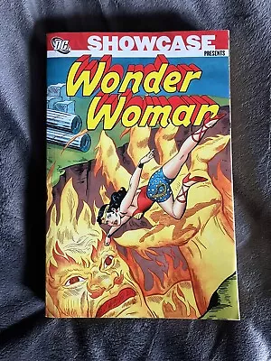 Buy DC Comics Showcase Presents Wonder Woman Volume 3 • 16.45£