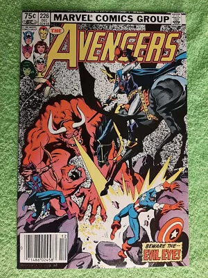 Buy AVENGERS #226 Potential 9.6 Or 9.8 : NEWSSTAND Canadian Price Variant : RD6493 • 51.10£