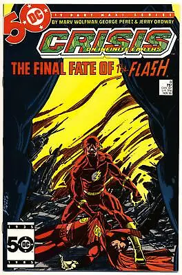 Buy CRISIS ON INFINITE EARTHS #8 VG/F, Flash Dies, Direct DC Comics 1985 Stock Image • 7.91£