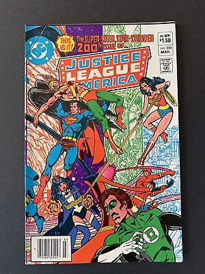Buy Justice League Of America #200 - DC - 1982 - Newsstand - George Perez Wraparound • 8.11£