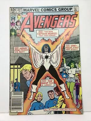 Buy Avengers 227 Monica Rambeau Captain Marvel Cover 1983 Marvel Newsstand VF 8.0 • 6.40£