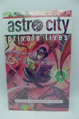Buy Astro City: Volume 11 - Private Lives Hardcover - Factory Sealed! • 11.82£