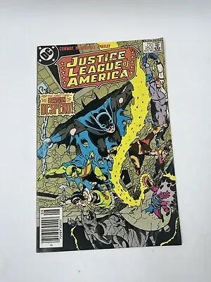 Buy JUSTICE LEAGUE Of AMERICA Comic - No 253 - DC Comic • 5.32£