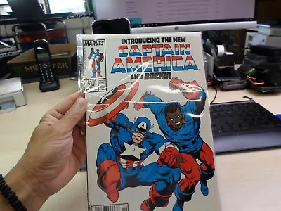 Buy Awesome Nice And Clean Plastic The New Captain America And Bucky #334 Comic 1987 • 40.29£