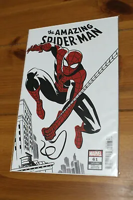 Buy COMICS: AMAZING SPIDER-MAN #61 (MICHAEL CHO TWO-TONE Variant) 1st Print NEW • 5.99£