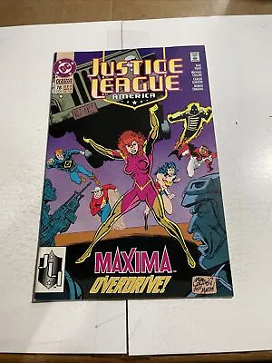 Buy Justice League America ￼78 8.0 • 1.60£