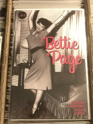 Buy BETTIE PAGE #4 PHOTO SUMMER DRESS VARIANT COVER E 2020 Good Girl Playful Fun • 7.90£