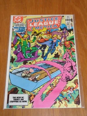 Buy Justice League Of America #220 Dc Comics Nm (9.4)  November 1983 • 6.99£