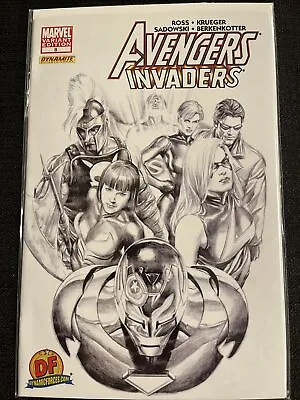 Buy Avengers Invaders  8   Variant   Near Mint   Dynamic Forces  • 15.02£