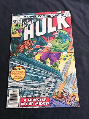 Buy Incredible HUlk #208 - Marvel Comics - February 1977 - 1st Print • 17.95£