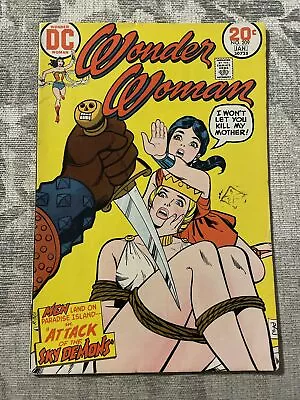 Buy WONDER WOMAN #209 Bondage Cover DC Comics 1974 • 18£
